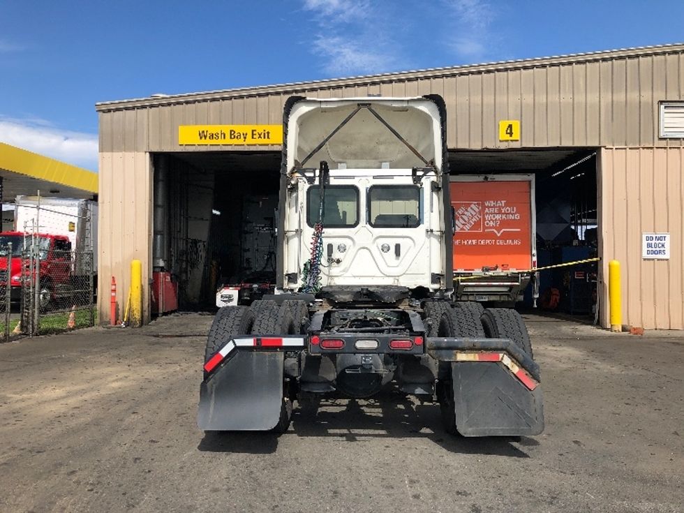 Day Cab Tractor-Heavy Duty Tractors-Freightliner-2020-T12664ST-Spokane Valley-WA-483,906\n\t\tmiles-$ 48,250 - Image 6