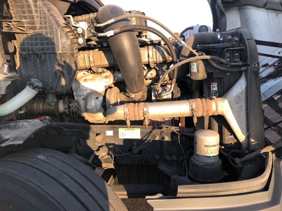 Day Cab Tractor-Heavy Duty Tractors-Freightliner-2020-T12664ST-Spokane Valley-WA-488,410\n\t\tmiles-$ 45,000 - Image 15