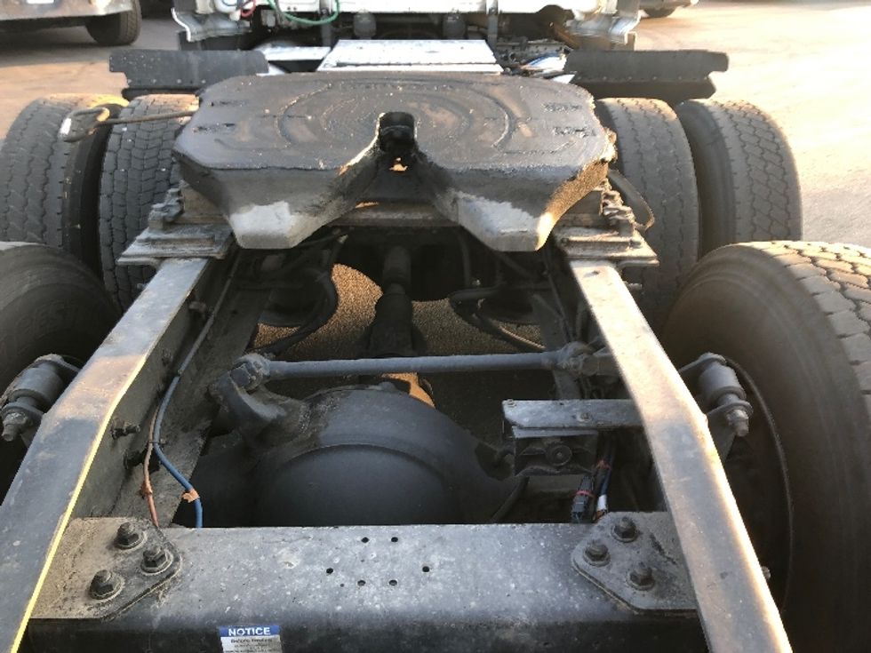 Day Cab Tractor-Heavy Duty Tractors-Freightliner-2020-T12664ST-Spokane Valley-WA-488,410\n\t\tmiles-$ 45,000 - Image 6