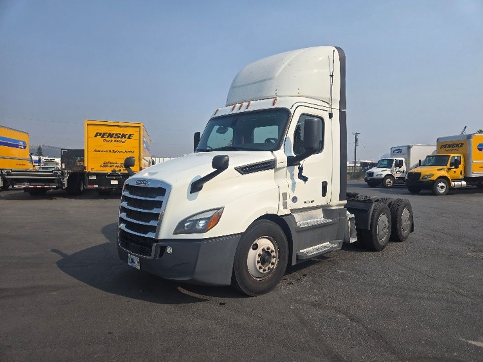 Day Cab Tractor-Heavy Duty Tractors-Freightliner-2020-T12664ST-Spokane Valley-WA-502,715\n\t\tmiles-$ 43,750 - Image 3