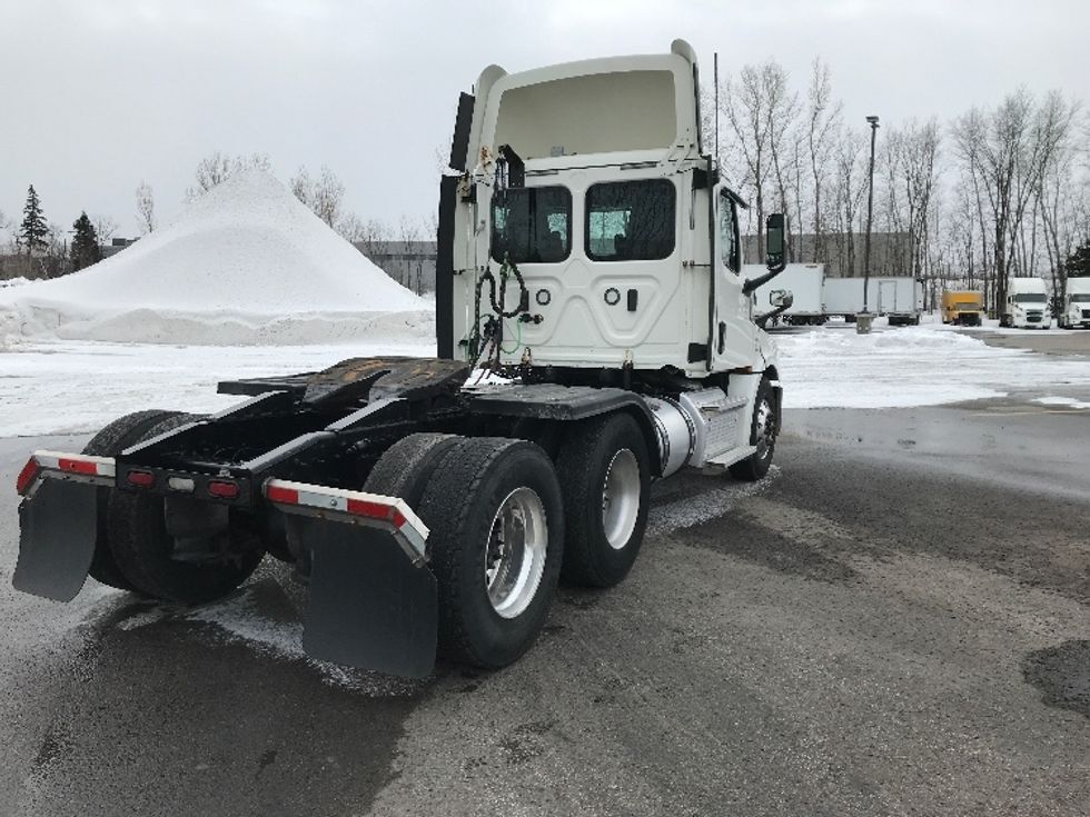 Day Cab Tractor-Heavy Duty Tractors-Freightliner-2020-T12664ST-Ste-Foy-PQ-219,426\n\t\tkm-$ 89,000 - Image 7
