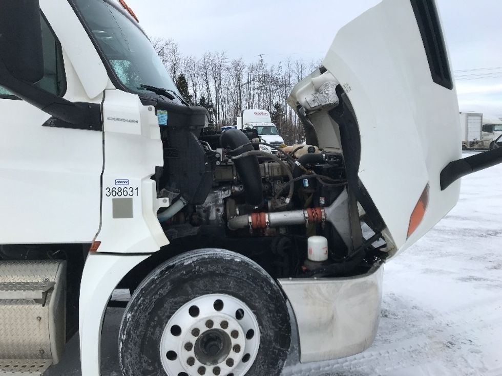 Day Cab Tractor-Heavy Duty Tractors-Freightliner-2020-T12664ST-Ste-Foy-PQ-248,807\n\t\tkm-$ 77,000 - Image 15
