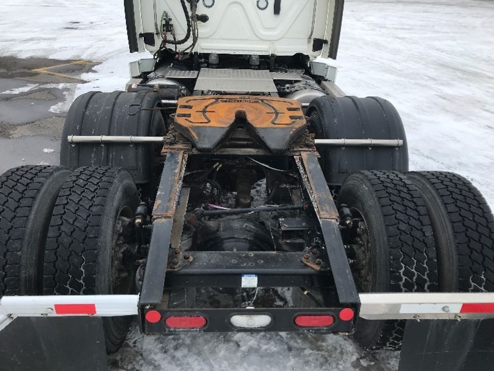 Day Cab Tractor-Heavy Duty Tractors-Freightliner-2020-T12664ST-Ste-Foy-PQ-478,139\n\t\tkm-$ 66,250 - Image 6