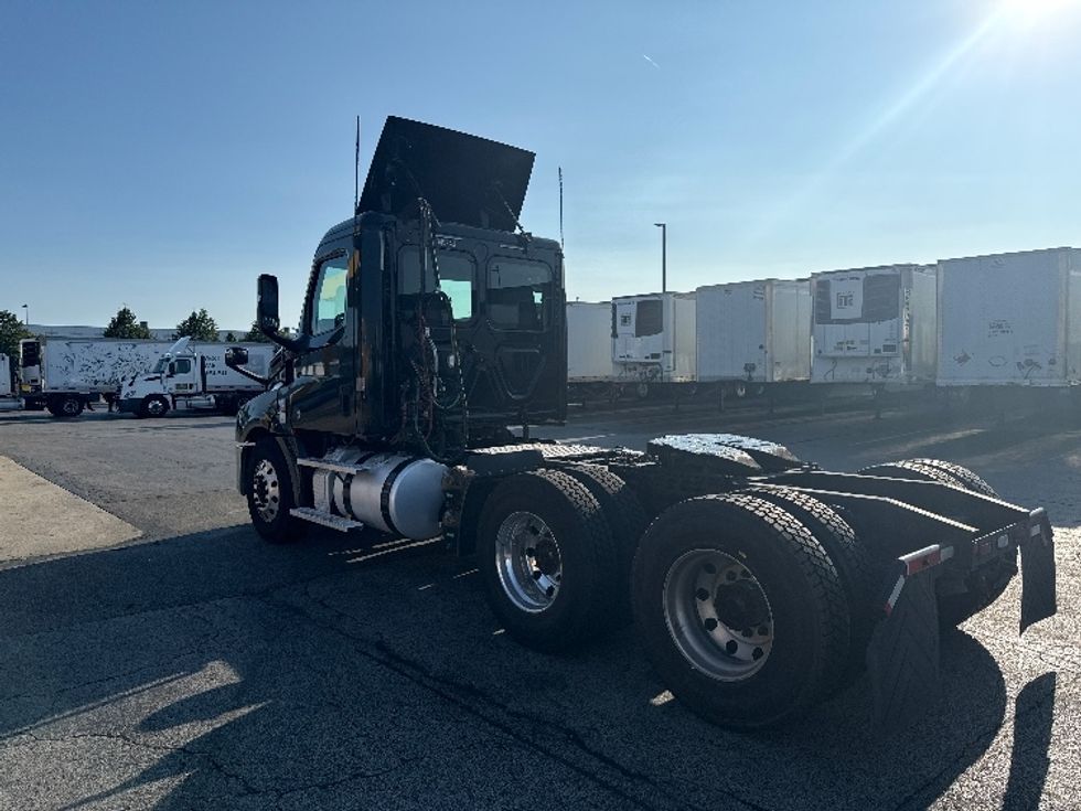 Day Cab Tractor-Heavy Duty Tractors-Freightliner-2020-T12664ST-Sturtevant-WI-249,901\n\t\tmiles-$ 60,500 - Image 5