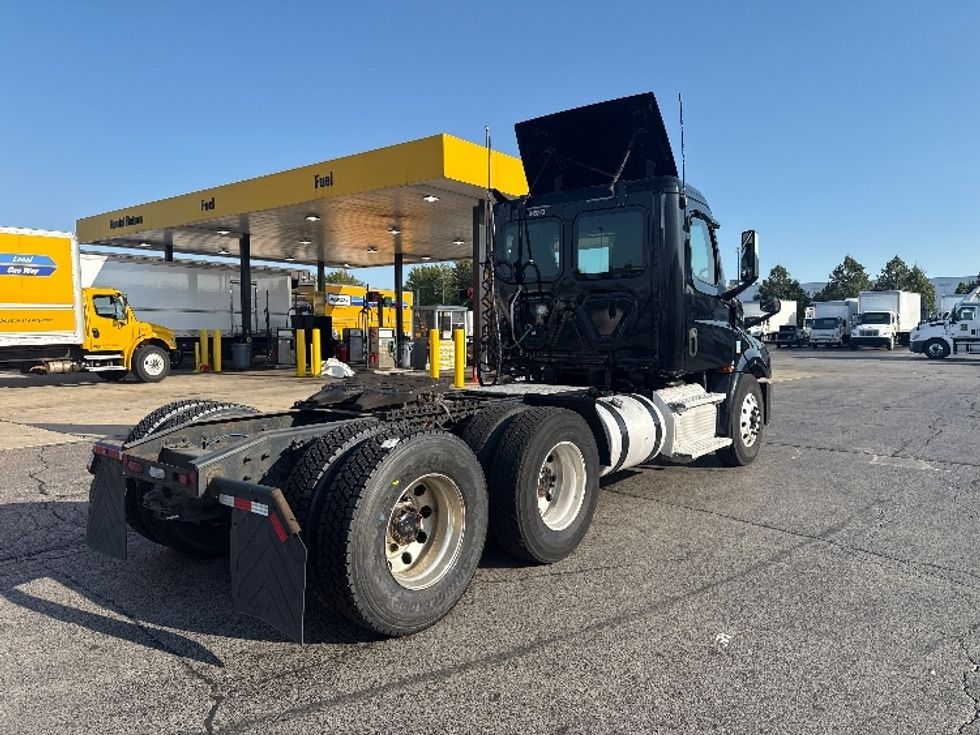 Day Cab Tractor-Heavy Duty Tractors-Freightliner-2020-T12664ST-Sturtevant-WI-249,901\n\t\tmiles-$ 60,500 - Image 7