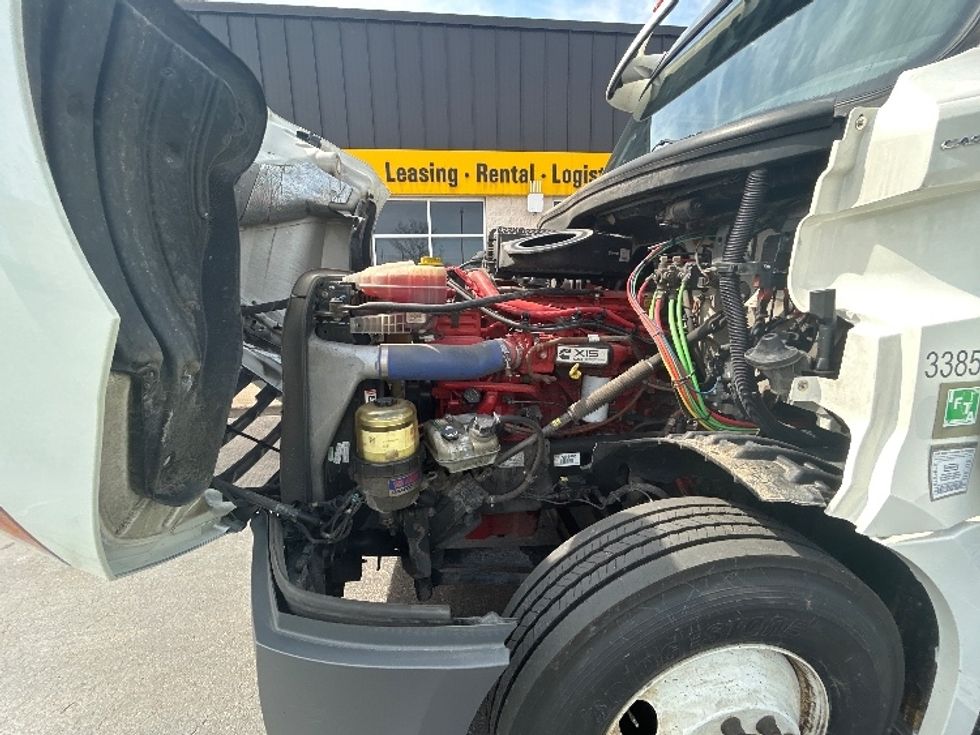 Day Cab Tractor-Heavy Duty Tractors-Freightliner-2020-T12664ST-Sturtevant-WI-309,164\n\t\tmiles-$ 53,500 - Image 16