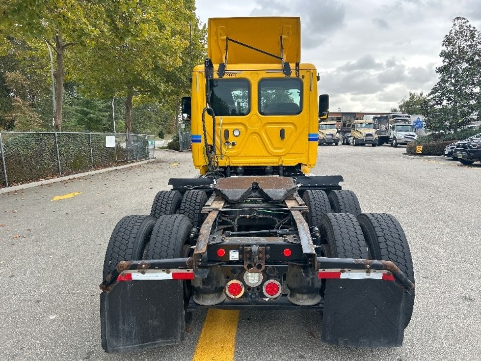 Day Cab Tractor-Heavy Duty Tractors-Freightliner-2020-T12664ST-Surrey-BC-469,567\n\t\tkm-$ 70,750 - Image 6