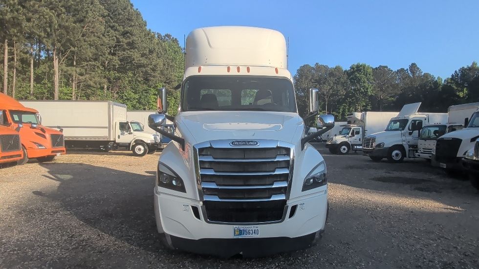 Day Cab Tractor-Heavy Duty Tractors-Freightliner-2020-T12664ST-Suwanee-GA-249,490\n\t\tmiles-$ 60,000 - Image 2