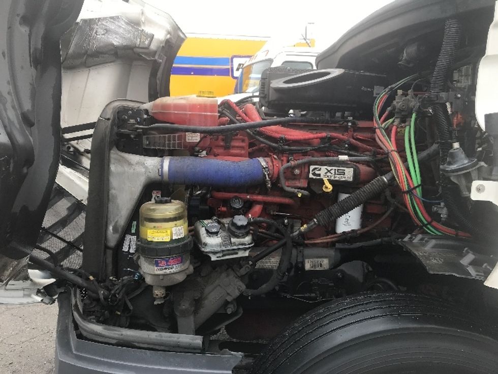 Day Cab Tractor-Heavy Duty Tractors-Freightliner-2020-T12664ST-Tacoma-WA-237,013\n\t\tmiles-$ 65,500 - Image 16