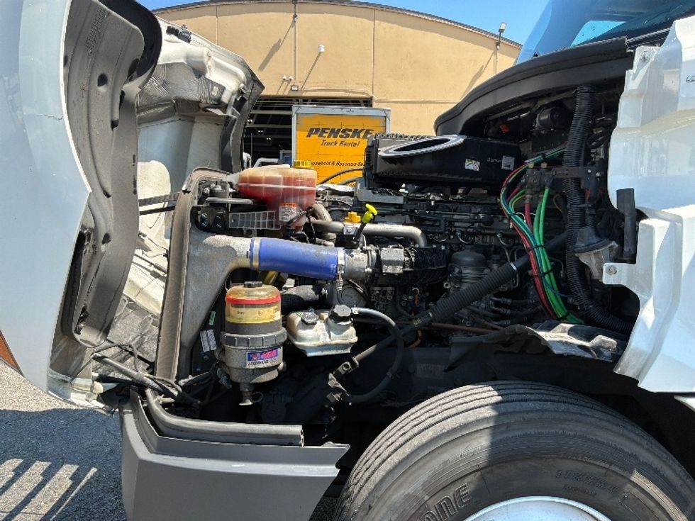 Day Cab Tractor-Heavy Duty Tractors-Freightliner-2020-T12664ST-Tacoma-WA-254,062\n\t\tmiles-$ 59,500 - Image 16