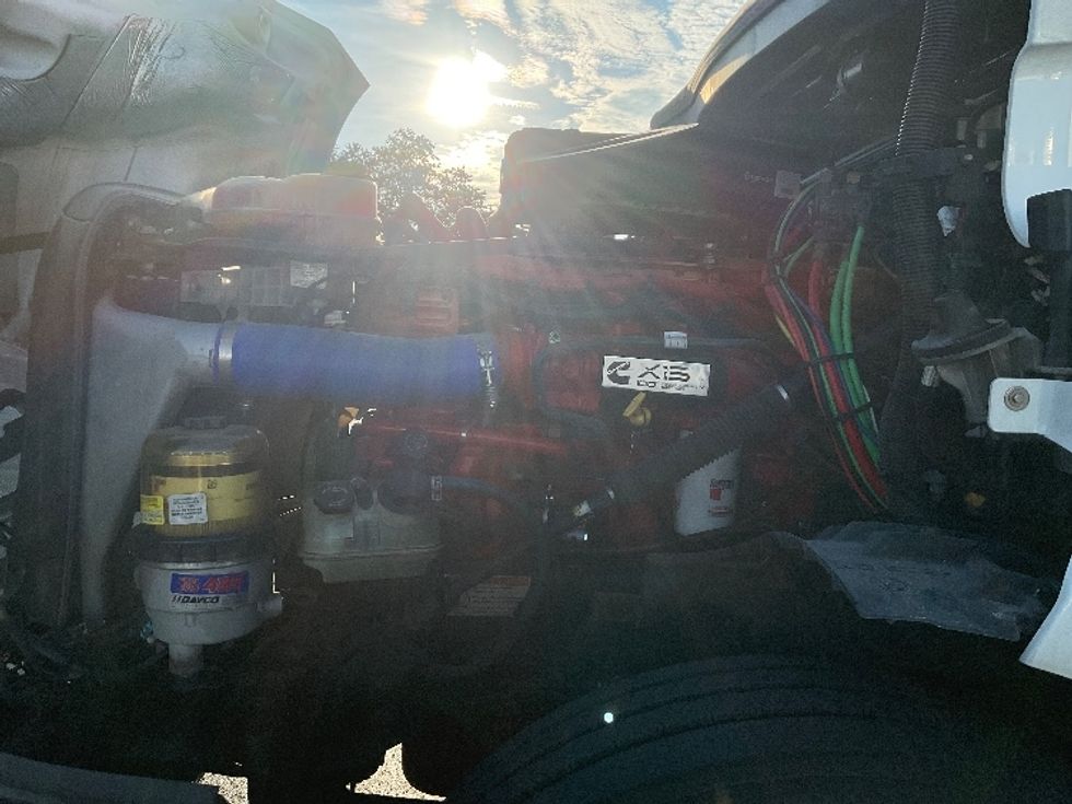 Day Cab Tractor-Heavy Duty Tractors-Freightliner-2020-T12664ST-Tampa-FL-241,452\n\t\tmiles-$ 62,500 - Image 16