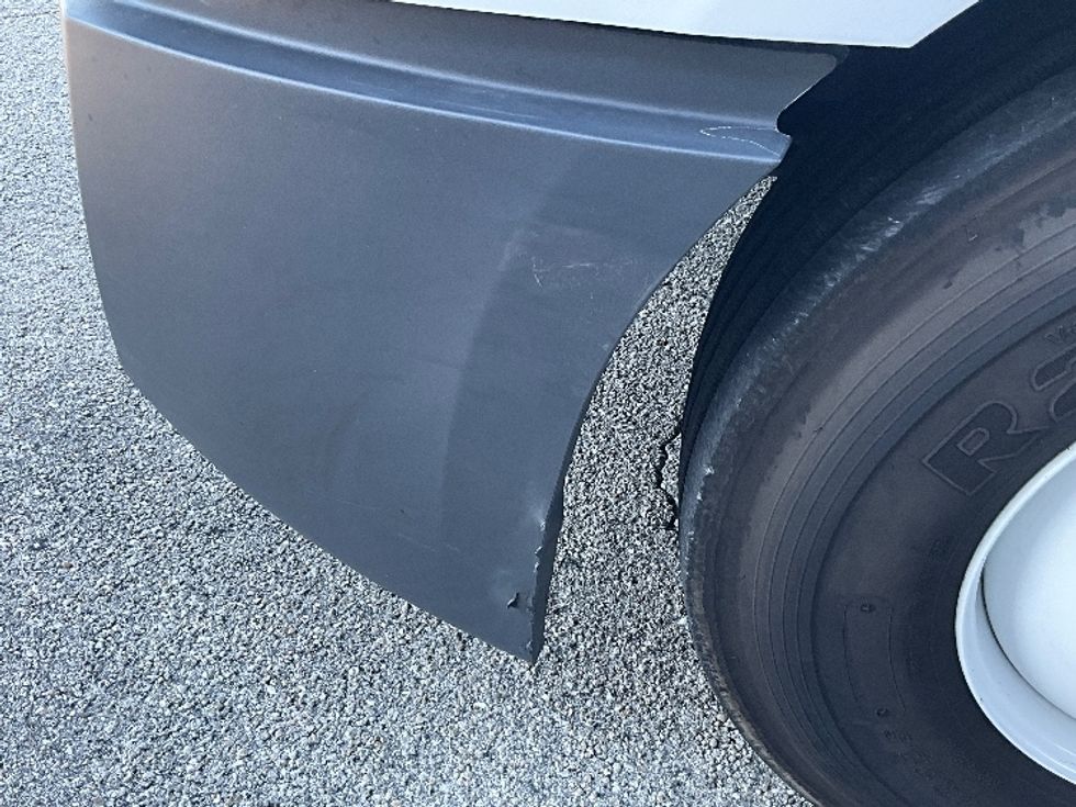 Day Cab Tractor-Heavy Duty Tractors-Freightliner-2020-T12664ST-Tampa-FL-558,821\n\t\tmiles-$ 38,750 - Image 21