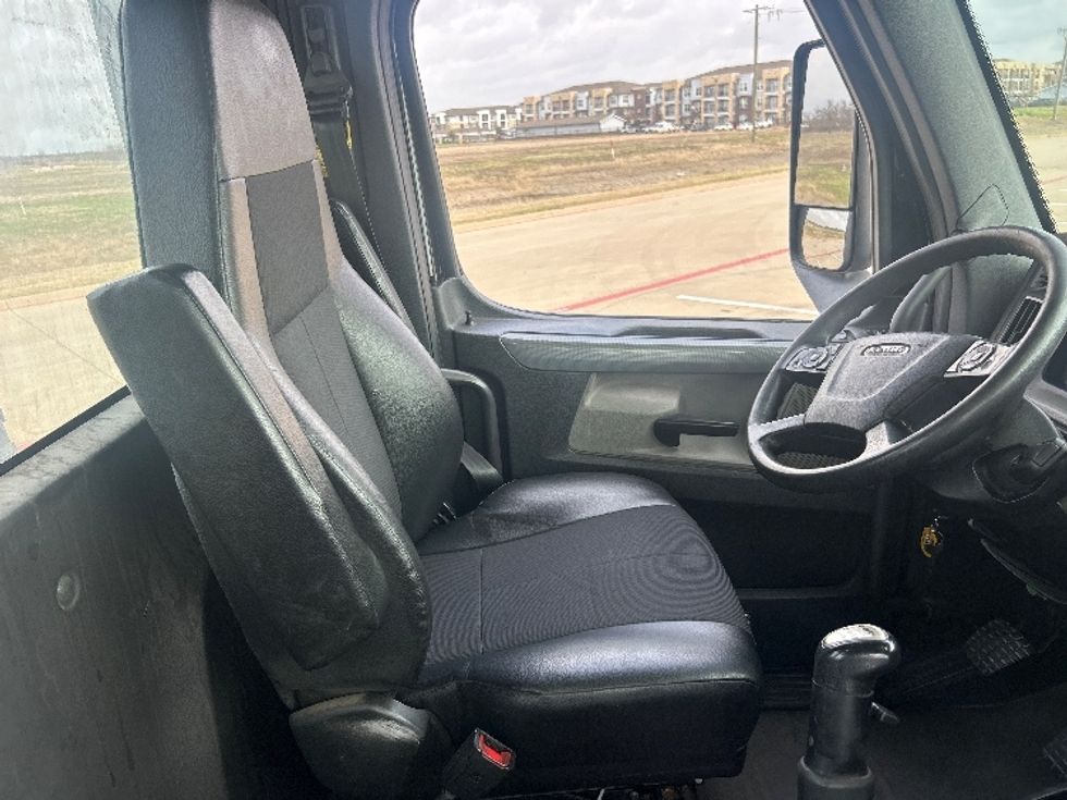 Day Cab Tractor-Heavy Duty Tractors-Freightliner-2020-T12664ST-Terrell-TX-285,217\n\t\tmiles-$ 54,750 - Image 14