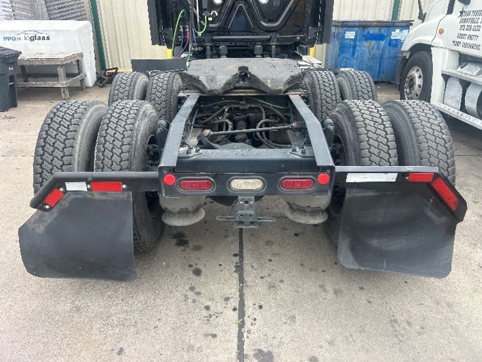 Day Cab Tractor-Heavy Duty Tractors-Freightliner-2020-T12664ST-Terrell-TX-285,217\n\t\tmiles-$ 54,750 - Image 6