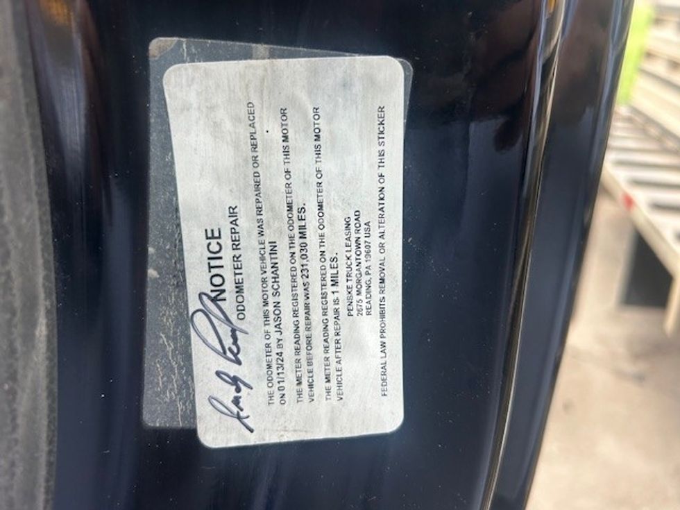 Day Cab Tractor-Heavy Duty Tractors-Freightliner-2020-T12664ST-Terrell-TX-325,756\n\t\tmiles-$ 52,500 - Image 17