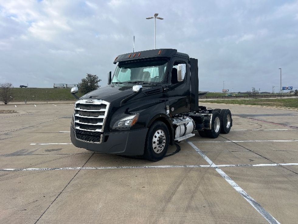 Day Cab Tractor-Heavy Duty Tractors-Freightliner-2020-T12664ST-Terrell-TX-325,756\n\t\tmiles-$ 52,500 - Image 3