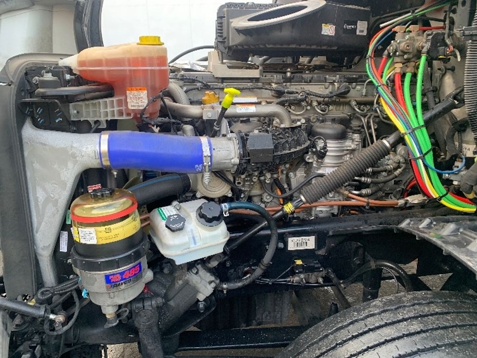 Day Cab Tractor-Heavy Duty Tractors-Freightliner-2020-T12664ST-Torrance-CA-209,824\n\t\tmiles-$ 67,500 - Image 16