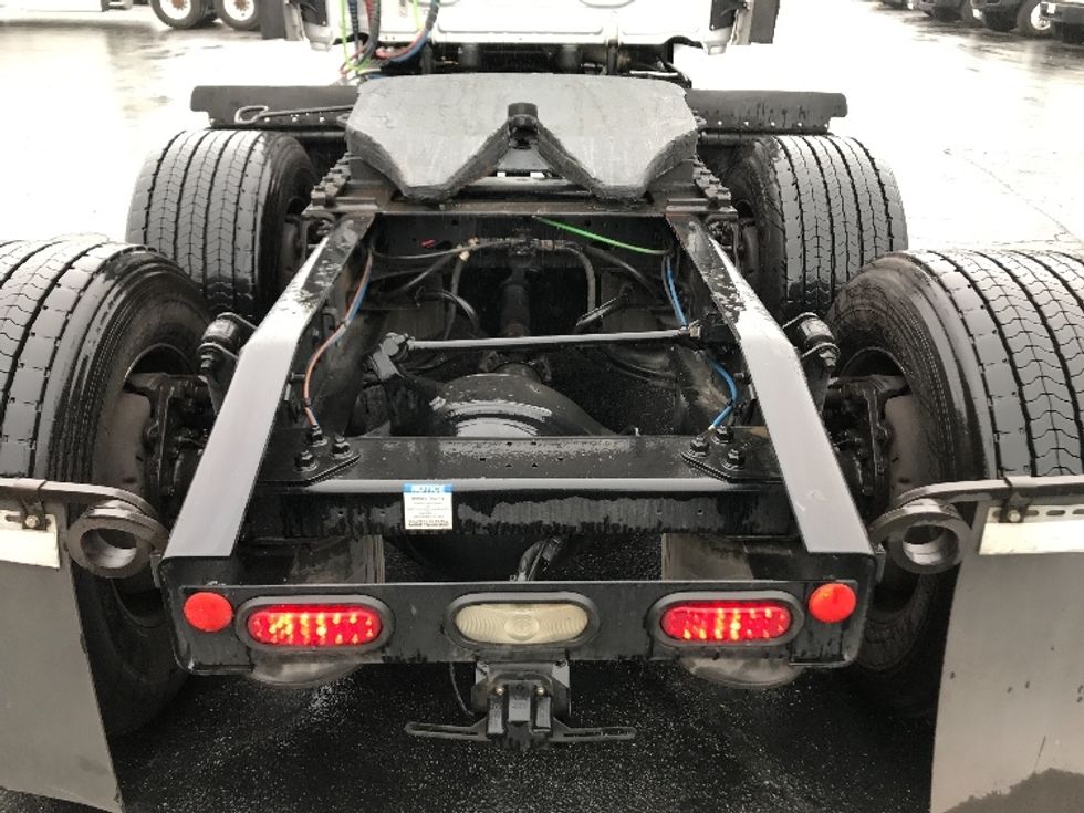 Day Cab Tractor-Heavy Duty Tractors-Freightliner-2020-T12664ST-Torrance-CA-234,041\n\t\tmiles-$ 64,750 - Image 6