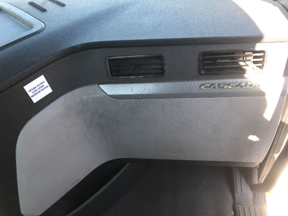 Day Cab Tractor-Heavy Duty Tractors-Freightliner-2020-T12664ST-Torrance-CA-486,161\n\t\tmiles-$ 48,500 - Image 12