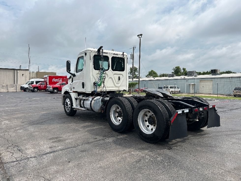Day Cab Tractor-Heavy Duty Tractors-Freightliner-2020-T12664ST-Tulsa-OK-222,112\n\t\tmiles-$ 69,750 - Image 5