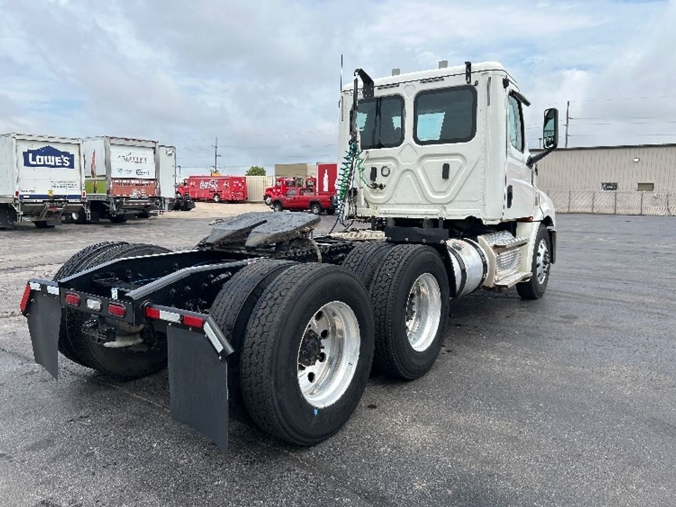 Day Cab Tractor-Heavy Duty Tractors-Freightliner-2020-T12664ST-Tulsa-OK-222,112\n\t\tmiles-$ 69,750 - Image 7