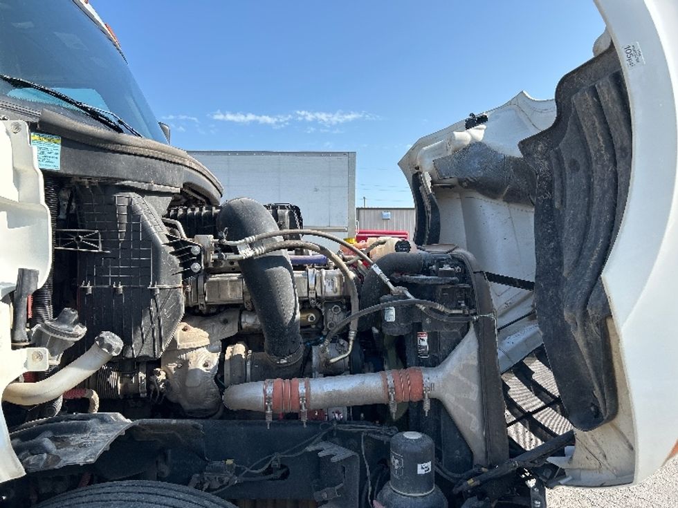 Day Cab Tractor-Heavy Duty Tractors-Freightliner-2020-T12664ST-Tulsa-OK-254,476\n\t\tmiles-$ 67,250 - Image 15