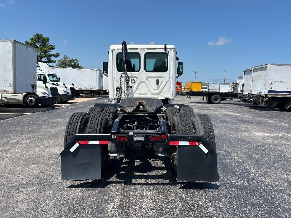 Day Cab Tractor-Heavy Duty Tractors-Freightliner-2020-T12664ST-Tulsa-OK-254,476\n\t\tmiles-$ 67,250 - Image 6