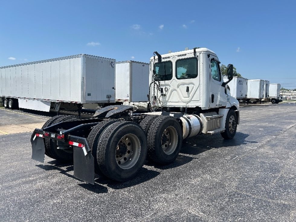Day Cab Tractor-Heavy Duty Tractors-Freightliner-2020-T12664ST-Tulsa-OK-254,476\n\t\tmiles-$ 67,250 - Image 7
