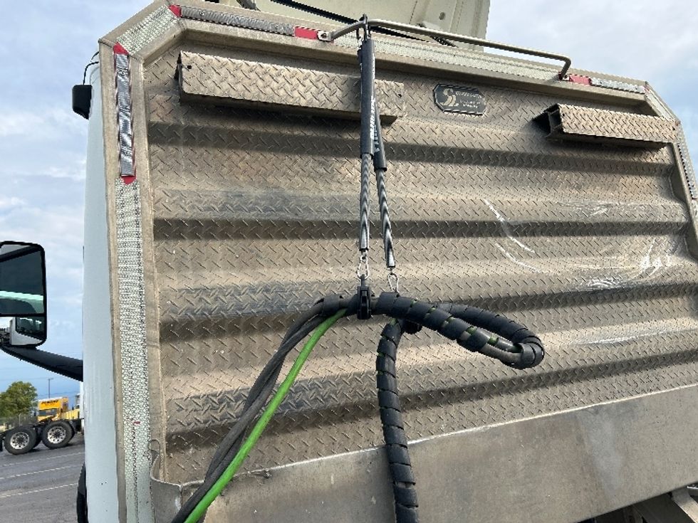 Day Cab Tractor-Heavy Duty Tractors-Freightliner-2020-T12664ST-Tulsa-OK-83,737\n\t\tmiles-$ 68,250 - Image 17