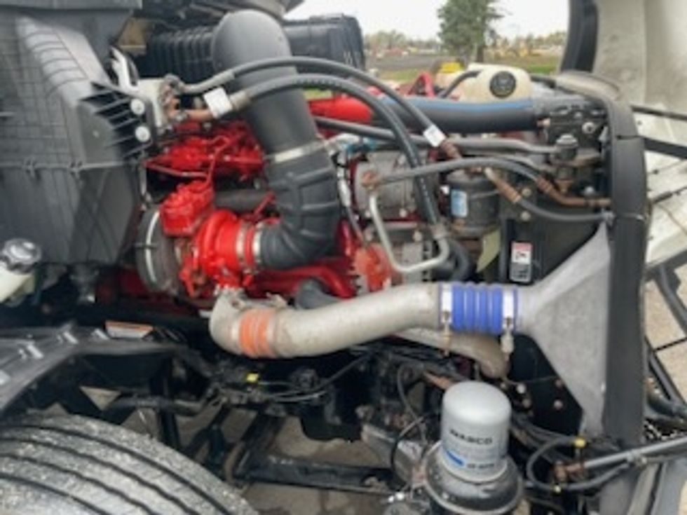 Day Cab Tractor-Heavy Duty Tractors-Freightliner-2020-T12664ST-Twinsburg-OH-531,954\n\t\tmiles-$ 38,250 - Image 15