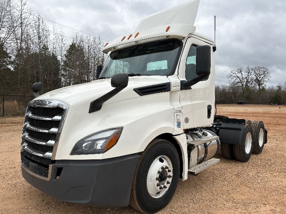 Day Cab Tractor-Heavy Duty Tractors-Freightliner-2020-T12664ST-Tyler-TX-383,799\n\t\tmiles-$ 54,250 - Image 3