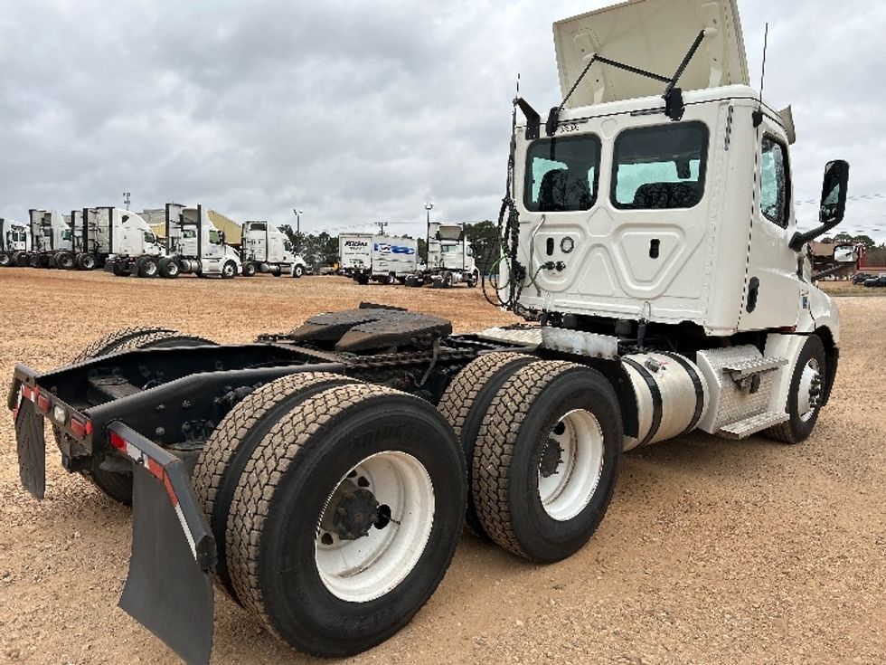 Day Cab Tractor-Heavy Duty Tractors-Freightliner-2020-T12664ST-Tyler-TX-383,799\n\t\tmiles-$ 54,250 - Image 7