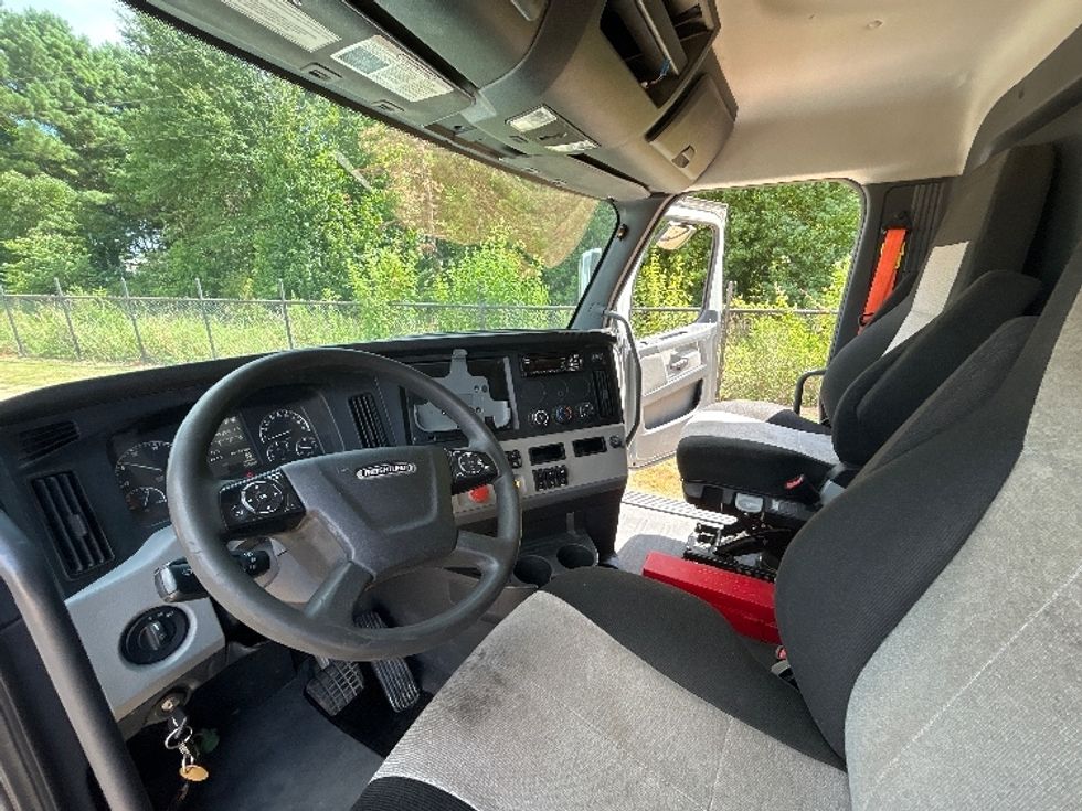 Day Cab Tractor-Heavy Duty Tractors-Freightliner-2020-T12664ST-Tyler-TX-489,886\n\t\tmiles-$ 46,750 - Image 10