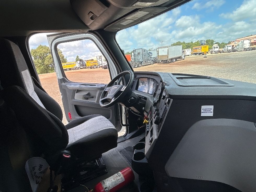 Day Cab Tractor-Heavy Duty Tractors-Freightliner-2020-T12664ST-Tyler-TX-489,886\n\t\tmiles-$ 46,750 - Image 13