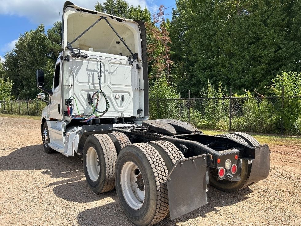 Day Cab Tractor-Heavy Duty Tractors-Freightliner-2020-T12664ST-Tyler-TX-489,886\n\t\tmiles-$ 46,750 - Image 5