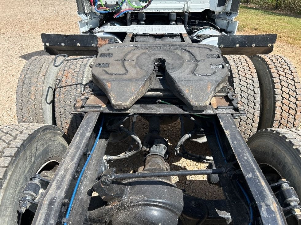 Day Cab Tractor-Heavy Duty Tractors-Freightliner-2020-T12664ST-Tyler-TX-489,886\n\t\tmiles-$ 46,750 - Image 6