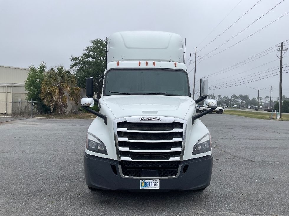 Day Cab Tractor-Heavy Duty Tractors-Freightliner-2020-T12664ST-Valdosta-GA-614,948\n\t\tmiles-$ 34,500 - Image 2