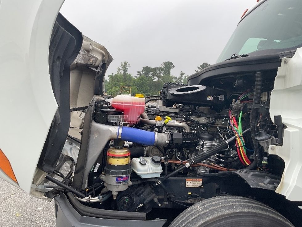 Day Cab Tractor-Heavy Duty Tractors-Freightliner-2020-T12664ST-Valdosta-GA-886,885\n\t\tmiles-$ 30,500 - Image 16