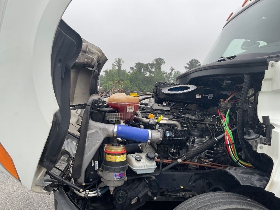 Day Cab Tractor-Heavy Duty Tractors-Freightliner-2020-T12664ST-Valdosta-GA-909,204\n\t\tmiles-$ 30,500 - Image 16