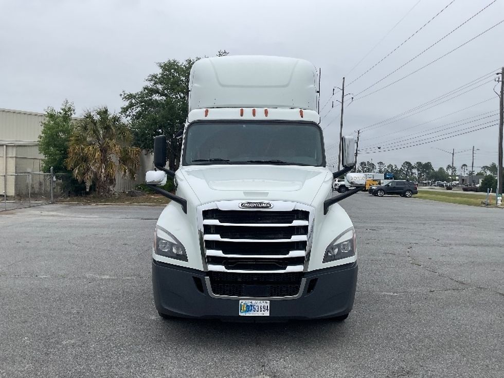 Day Cab Tractor-Heavy Duty Tractors-Freightliner-2020-T12664ST-Valdosta-GA-927,097\n\t\tmiles-$ 30,500 - Image 2