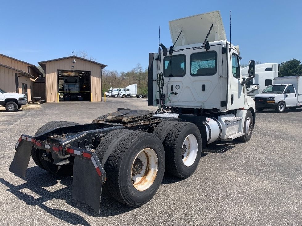 Day Cab Tractor-Heavy Duty Tractors-Freightliner-2020-T12664ST-Wabash-IN-379,289\n\t\tmiles-$ 48,500 - Image 7