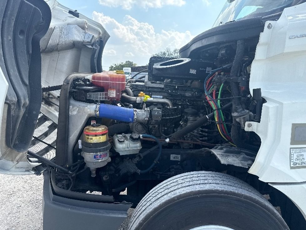 Day Cab Tractor-Heavy Duty Tractors-Freightliner-2020-T12664ST-Weatherford-TX-334,409\n\t\tmiles-$ 58,250 - Image 16