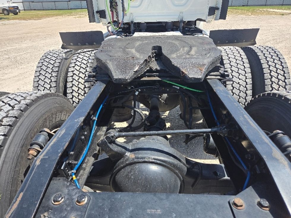 Day Cab Tractor-Heavy Duty Tractors-Freightliner-2020-T12664ST-Weatherford-TX-499,077\n\t\tmiles-$ 49,000 - Image 5