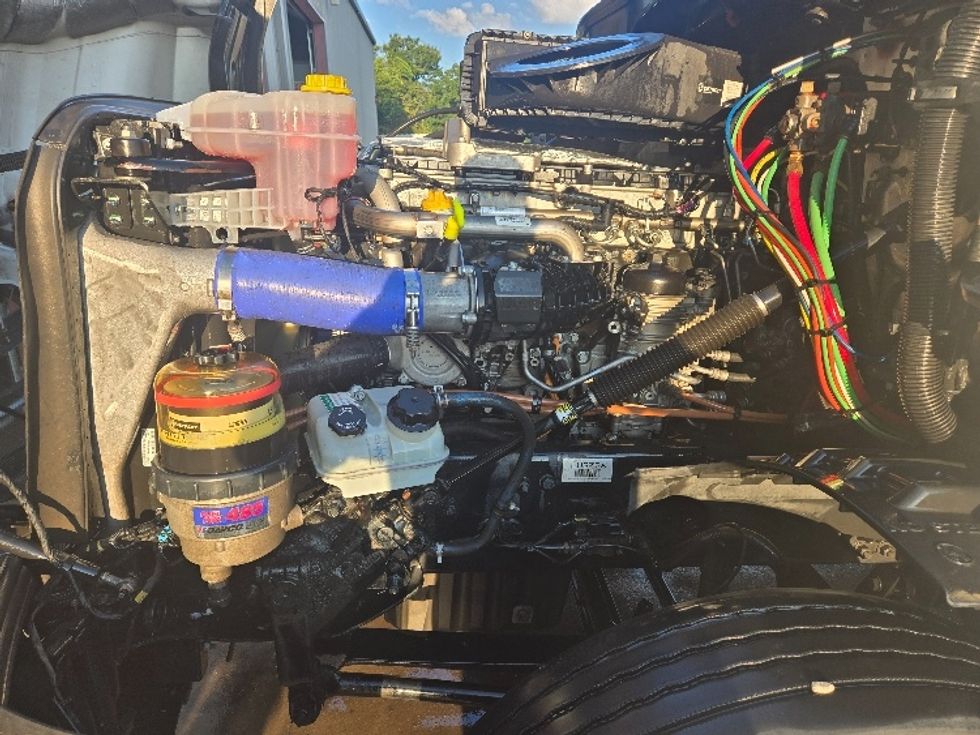 Day Cab Tractor-Heavy Duty Tractors-Freightliner-2020-T12664ST-Weatherford-TX-500,384\n\t\tmiles-$ 49,000 - Image 16