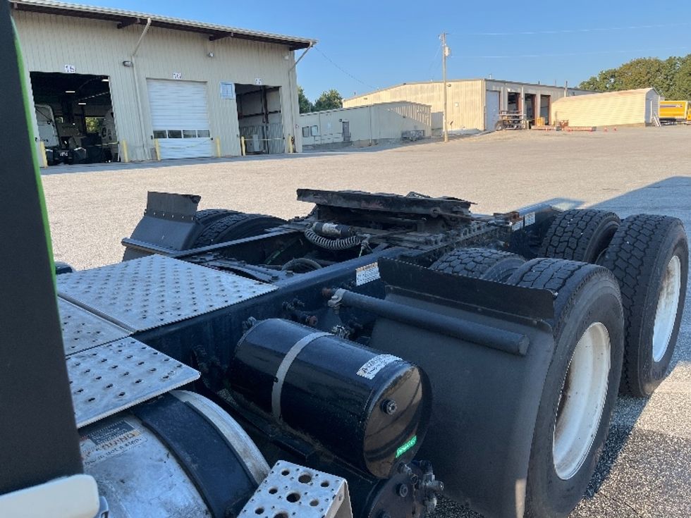 Day Cab Tractor-Heavy Duty Tractors-Freightliner-2020-T12664ST-West Columbia-SC-400,826\n\t\tmiles-$ 52,750 - Image 17
