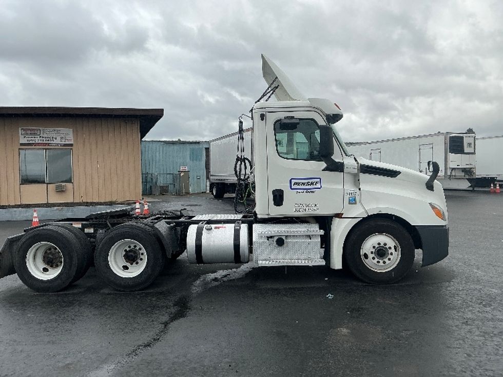 Day Cab Tractor-Heavy Duty Tractors-Freightliner-2020-T12664ST-West Sacramento-CA-503,074\n\t\tmiles-$ 44,750 - Image 8