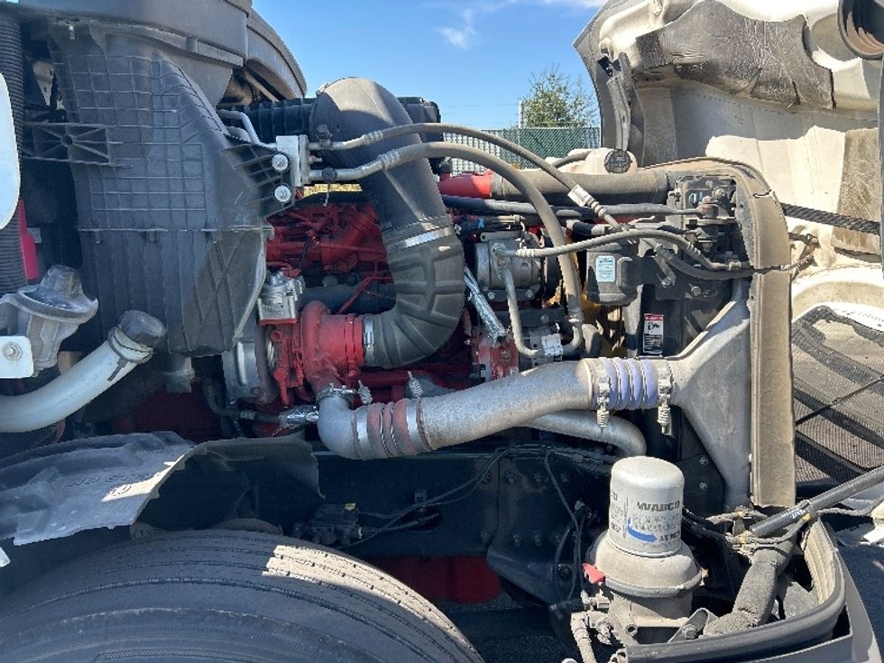 Day Cab Tractor-Heavy Duty Tractors-Freightliner-2020-T12664ST-West Sacramento-CA-566,550\n\t\tmiles-$ 40,000 - Image 15