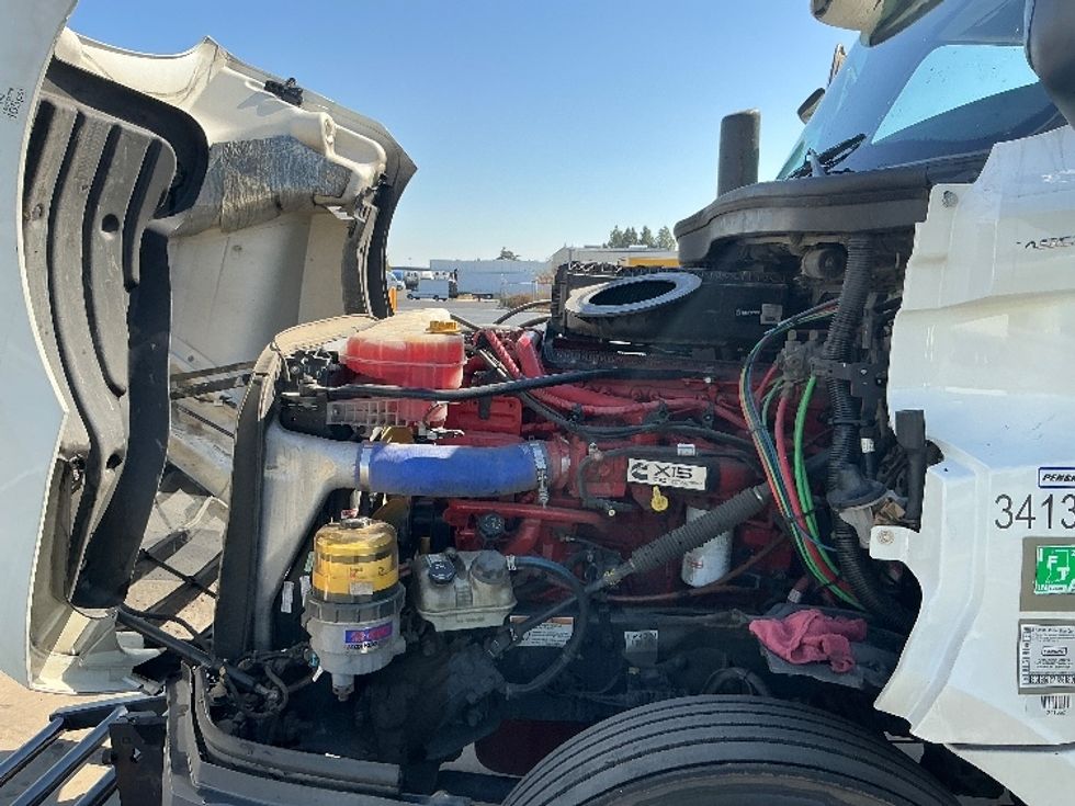 Day Cab Tractor-Heavy Duty Tractors-Freightliner-2020-T12664ST-West Sacramento-CA-569,186\n\t\tmiles-$ 39,750 - Image 16