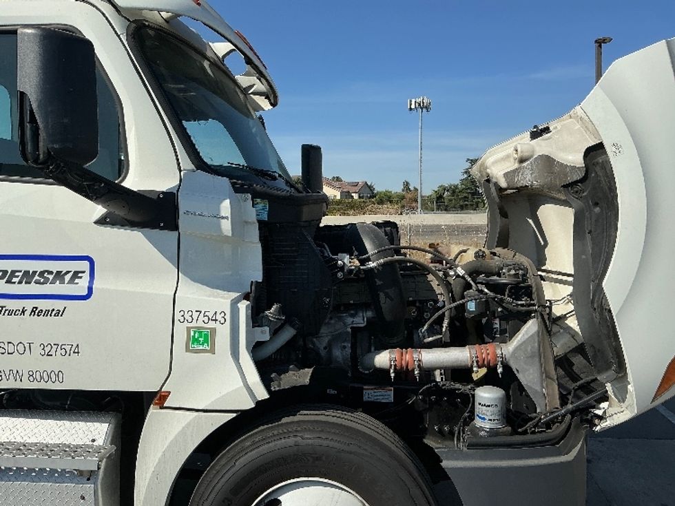 Day Cab Tractor-Heavy Duty Tractors-Freightliner-2020-T12664ST-West Sacramento-CA-608,564\n\t\tmiles-$ 35,000 - Image 15