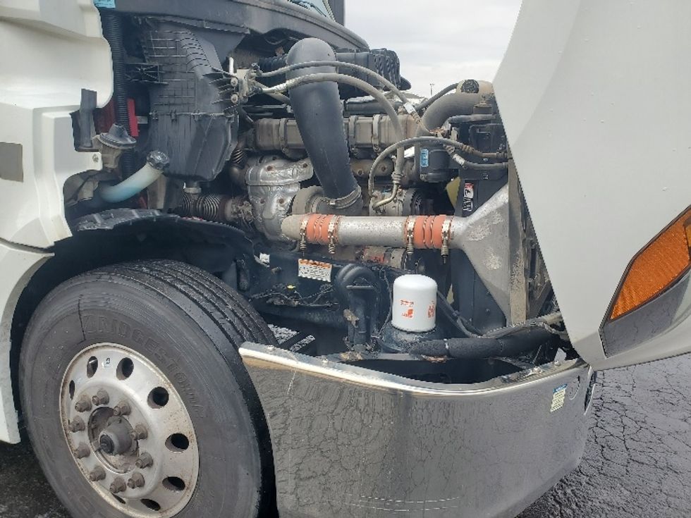 Day Cab Tractor-Heavy Duty Tractors-Freightliner-2020-T12664ST-White Deer-PA-368,913\n\t\tmiles-$ 57,750 - Image 15